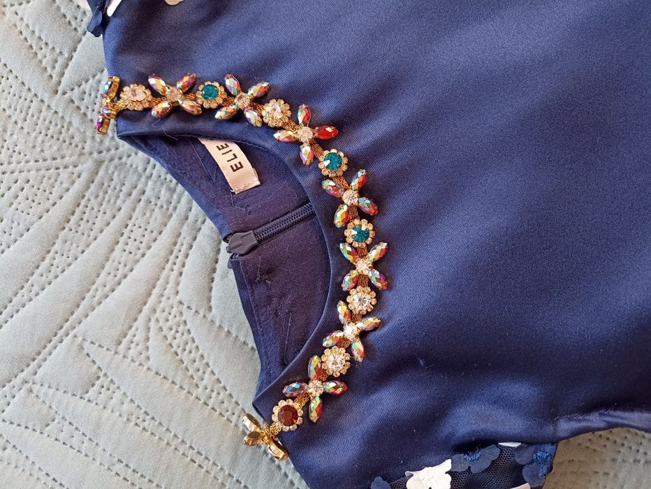 Нарядное платьице на утренник