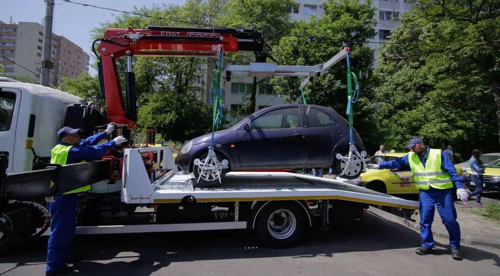 cu motorul defect , fara placute de frana