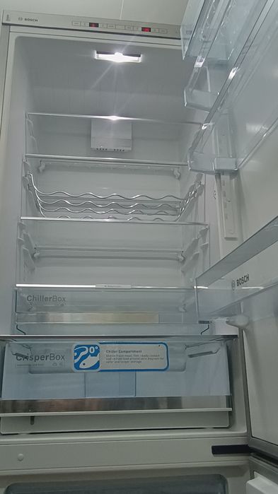 Хладилник с фризер Bosch