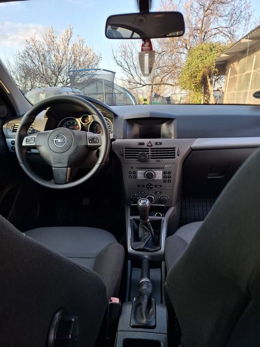 Opel Astra H/Motor 1.6 Benzină/An 2007