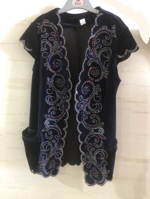 Продам новые платья и кажекей