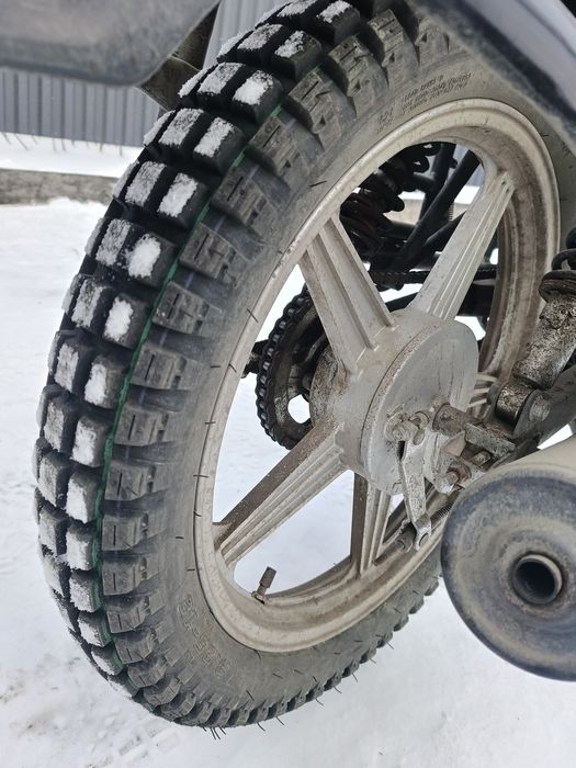 Продаю мотоцикл очень хорошим состояние