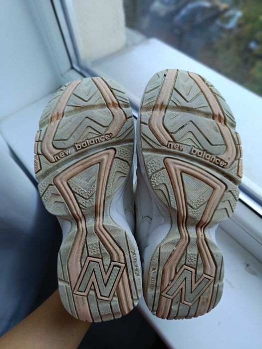 Adidași NEW Balance mărimea 40