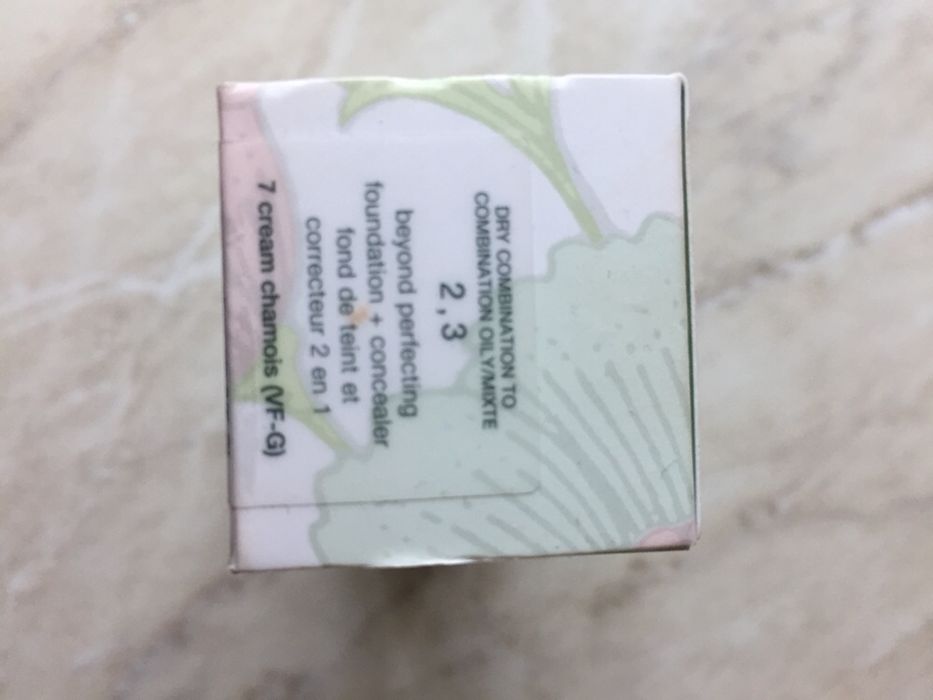 Фон дьо тен Clinique beyond perfecting foundation + concealer