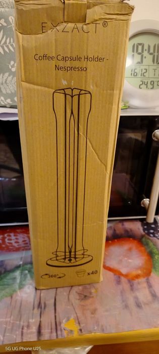 Метална 360 градусова стойка за капсули кафе