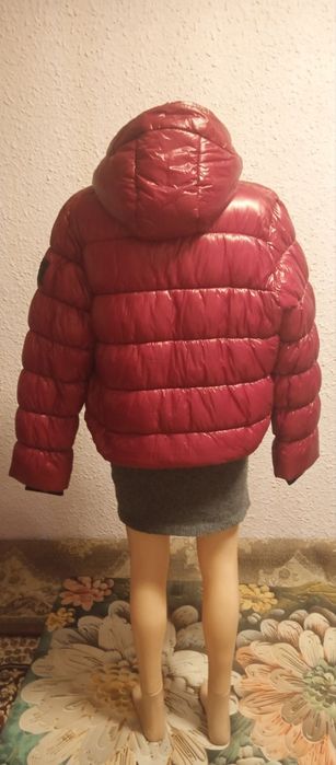 Женские новые куртки