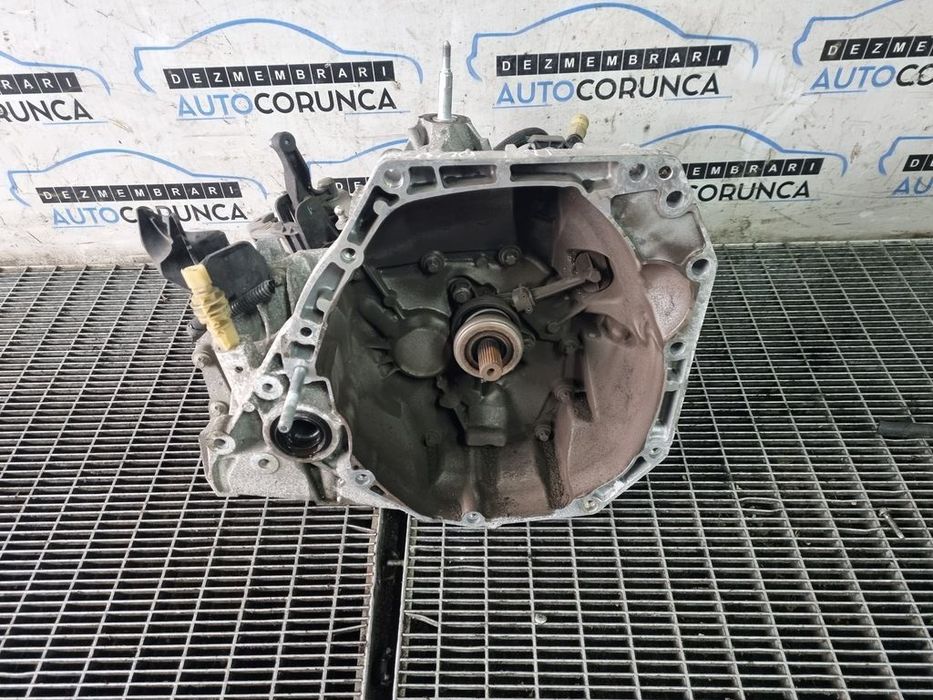 Cutie de viteze Dacia Duster II 1.6 Benzina 2018 - 2021 115CP Manuala 6 Trepte H4M 738 ...