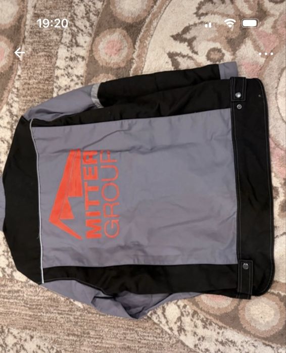 Vand pantaloni gecă etc.