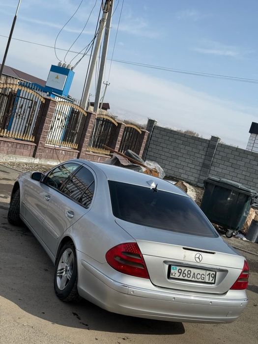 Продам мерс 211 в хорошем состояние