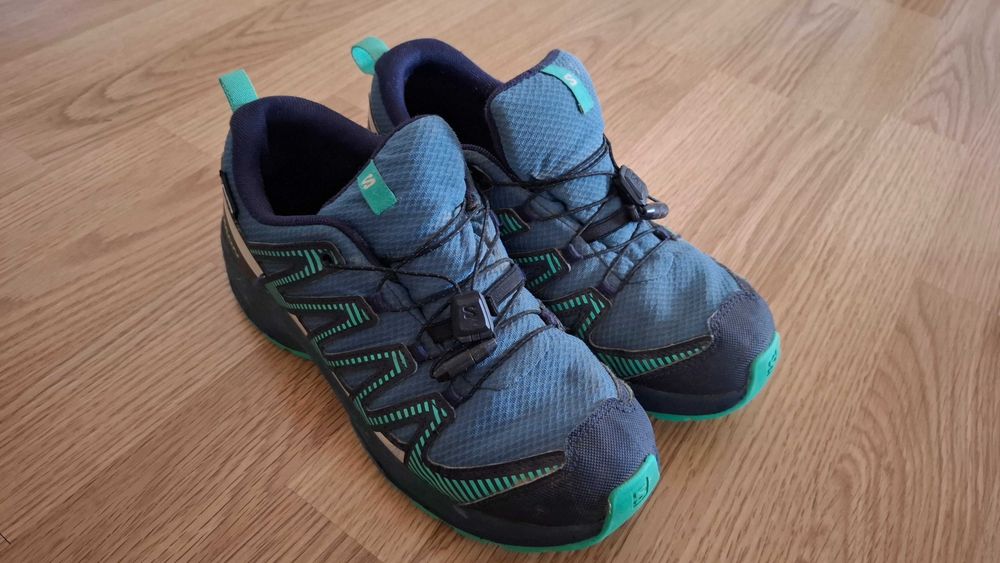 Incaltaminte trekking Salomon impermeabila copii XA Pro 3D - marime 37