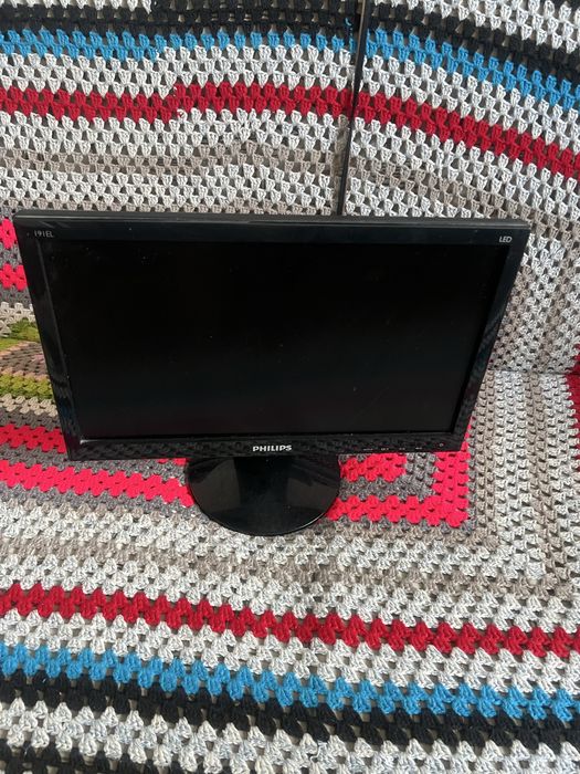 Монитор 22 дюйм FULLHD 60hz