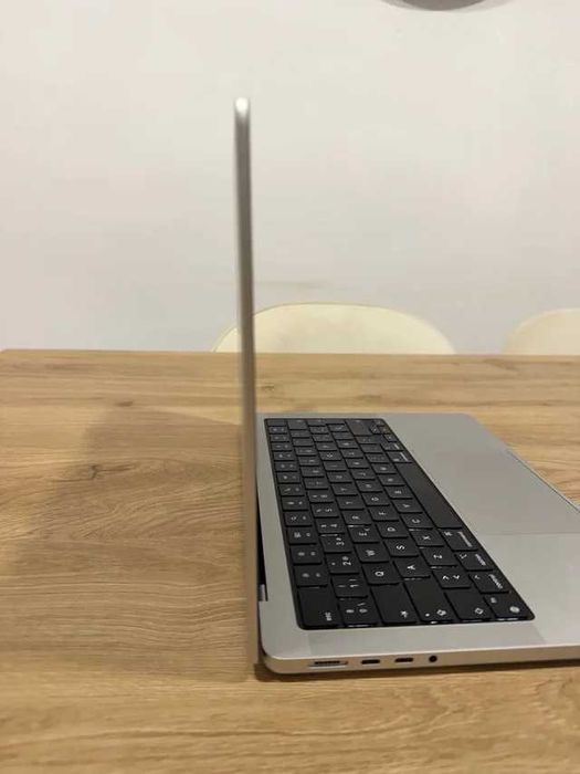 Best buy/MacBook Pro / M3