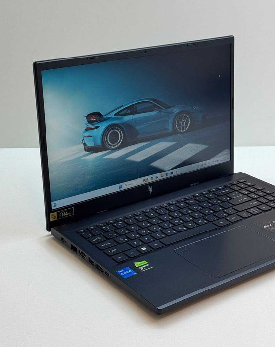 Acer NITRO V15 — i5 - 13420H / RTX 2050 4GB / DDR5 16GB RAM