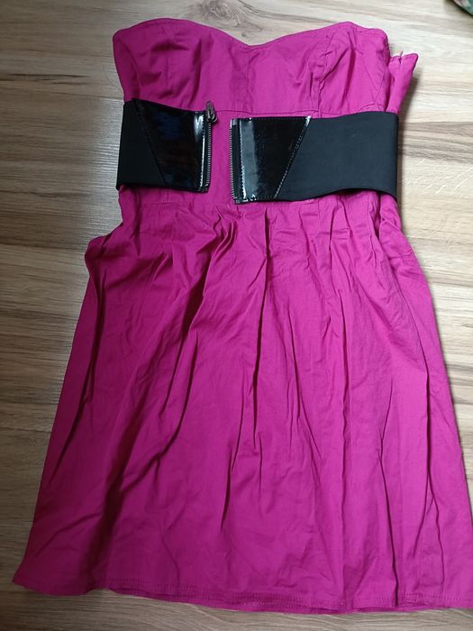 Vând rochii in stare foarte buna