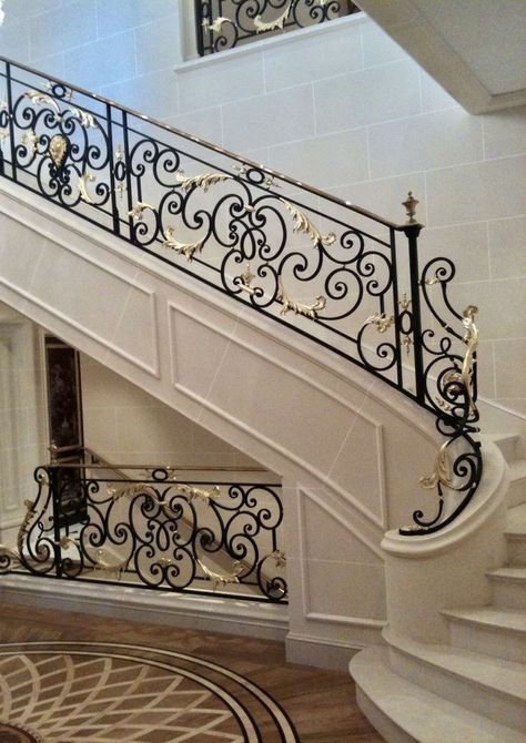 Кованые перила от Creative Metall – Эстетика и сила