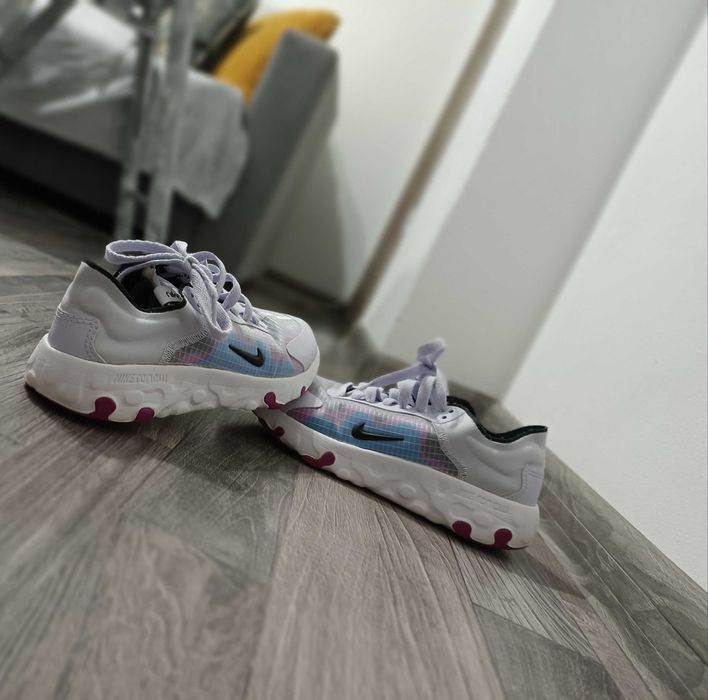 Дамски маратонки NIKE