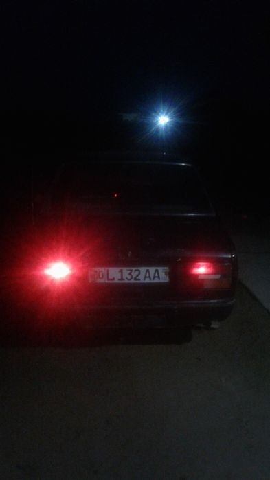 1985 yil  rusumi Fiat jugili mator quyilgan binzinda saloni narmali