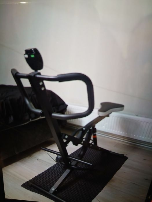 Aparat FITNESS pentru antrenamentul întregului corp