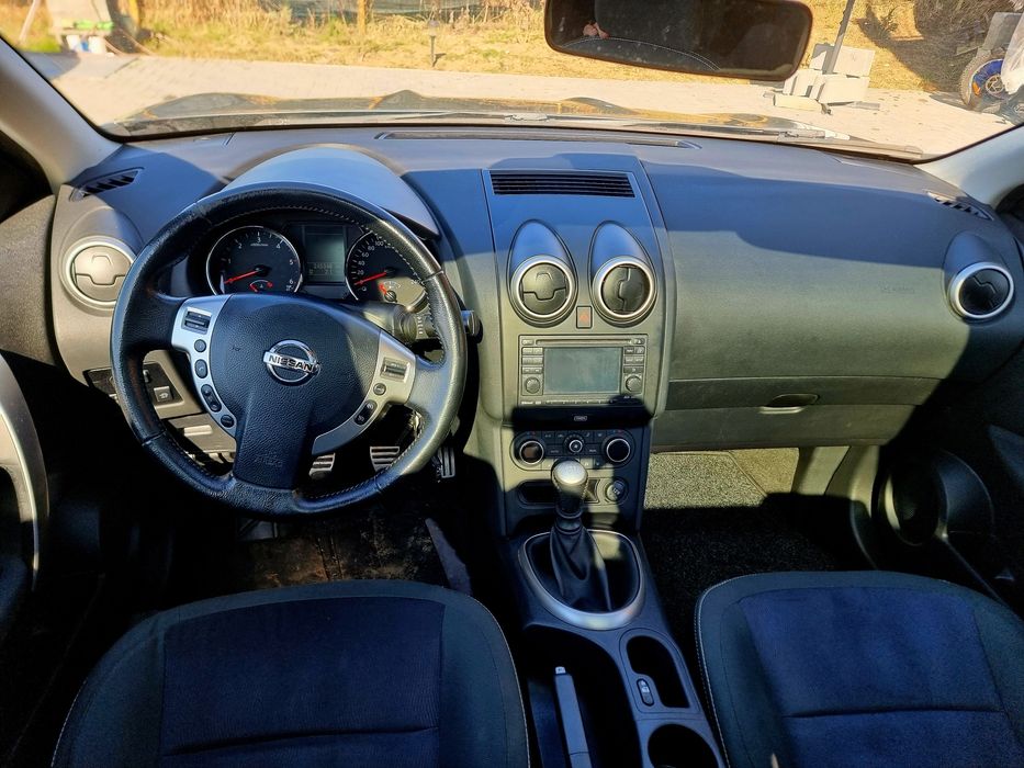 Nissan Qashqai Tekna+ diesel 131cp.

An fabricatie 2013

Masina provin