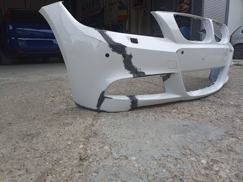 Reparatii plastic bare auto , carene moto/ATV plus vopsitorie