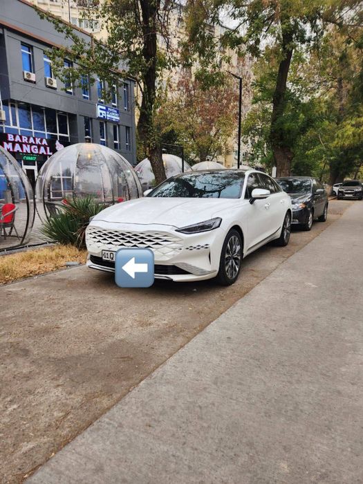 Kia k 8 full 2022 yil