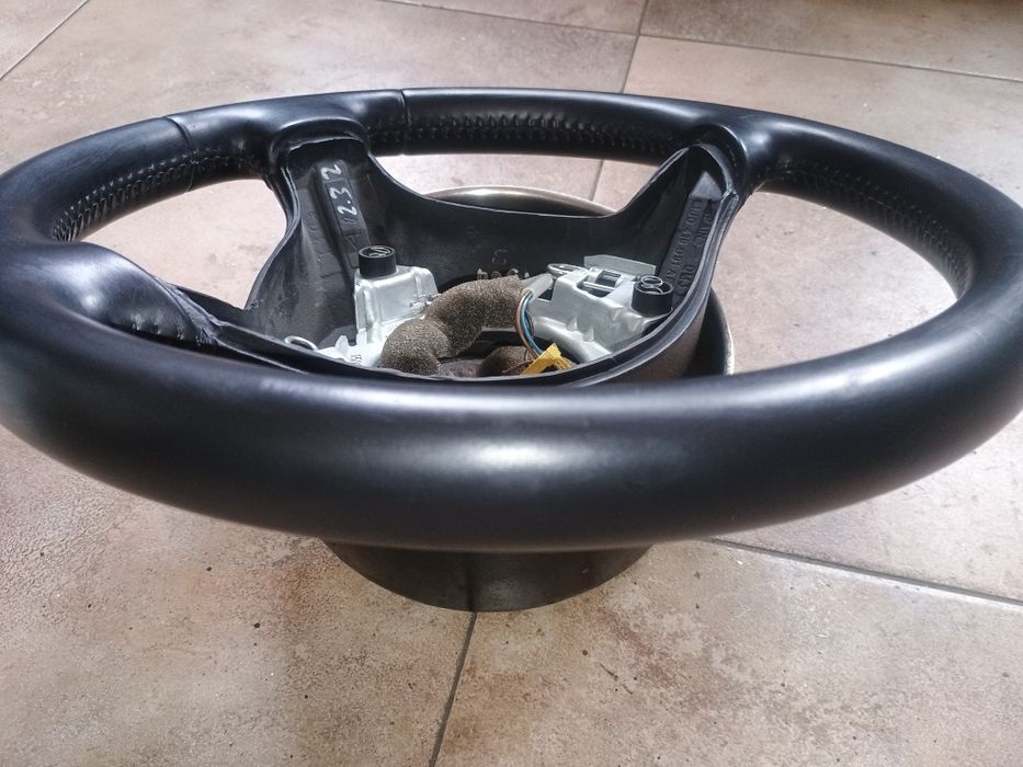 Кожен волан за Голф 4