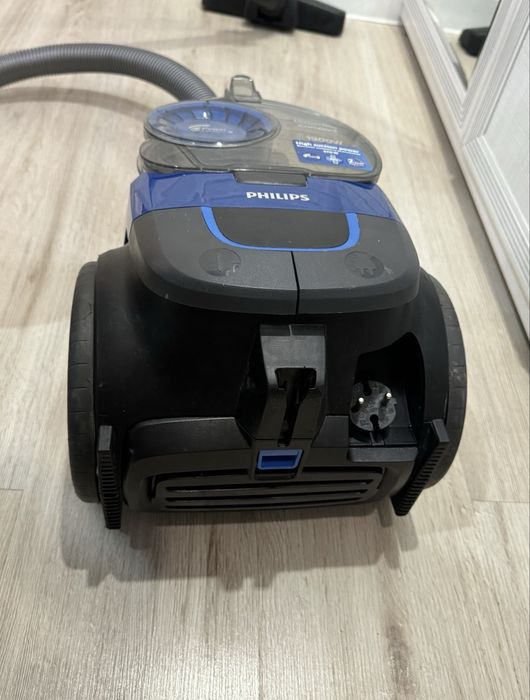 Продам пылесос Philips в отличном состоянии