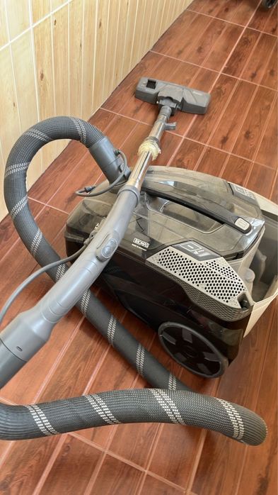 Продам пылесосы