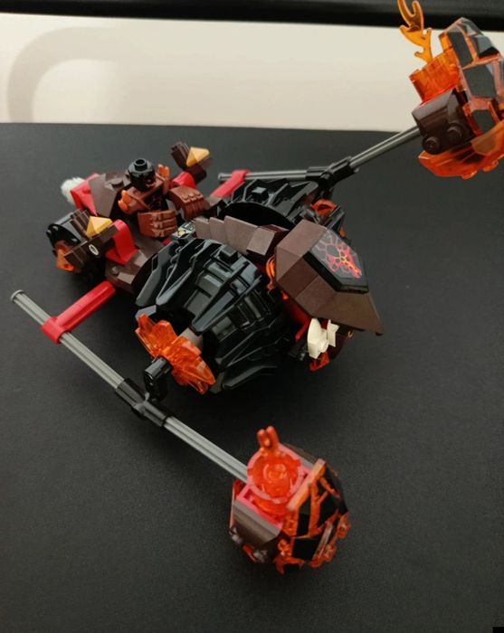 Lego Nexo Knights: Moltor's Lava Smasher