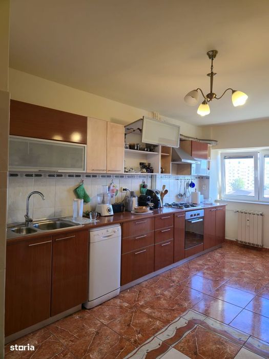 Vanzare Apartament 4 Camere Decomandat | 115 MP- Decebal - P-ta Muncii