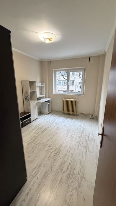 Apartament 4 camere | 92 mp | Etaj 1/10 | Apărătorii Patriei