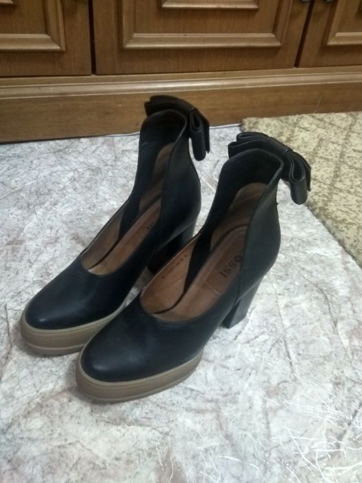 шикарные туфли .