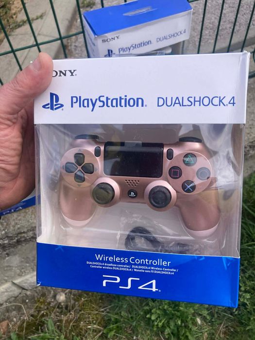 PlayStation 4 чисто нови