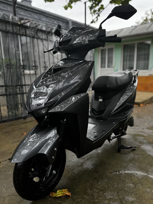 Scuter electric 2025