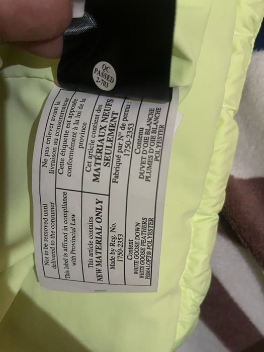 Geaca lululemon wunder puff originala