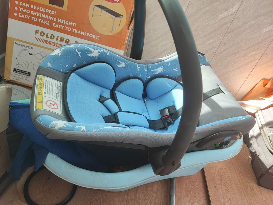 Продам коляску Adamex