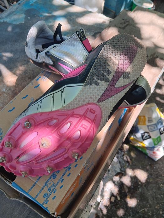 Младежки лекоатлетически шпайкови