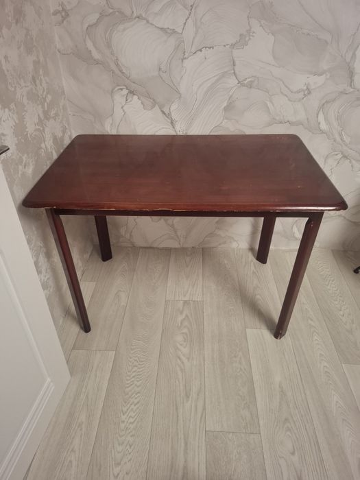 Стол  кухонный размер 110×70