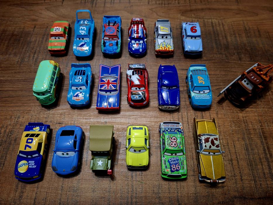 Masinute metalice Cars Disney Mattel