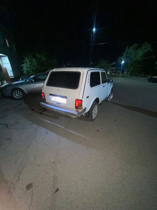 Продаю Ниву 2006г