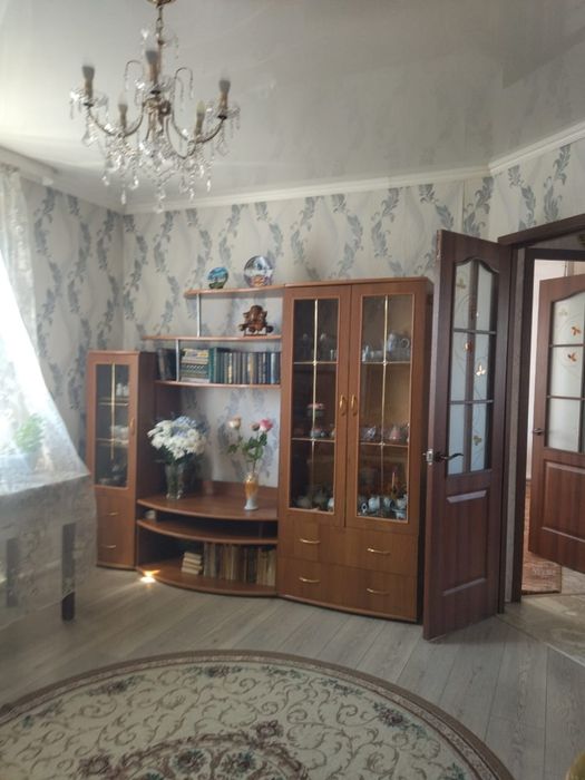 Продам дом 93 кв на участке 8 соток.