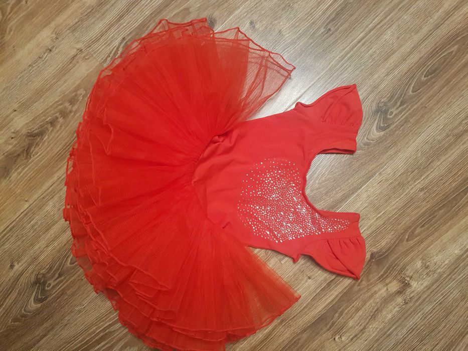Costum dansuri  gimnastica  rochiță i