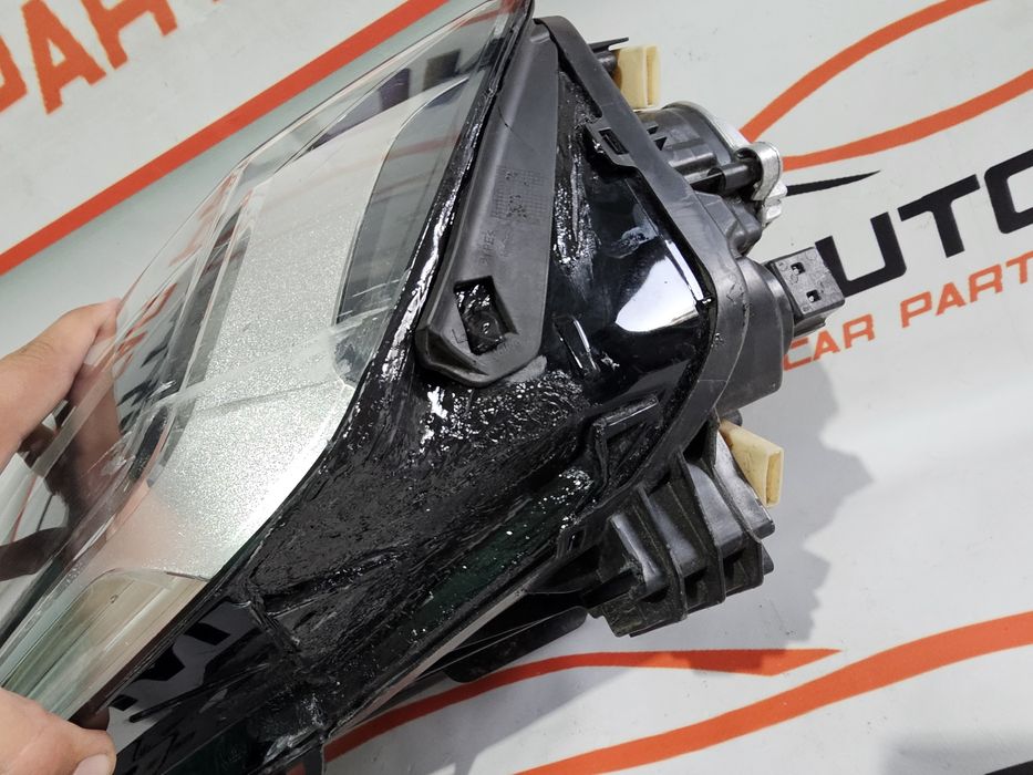 Far stanga led Audi Q2 cod 81A941011