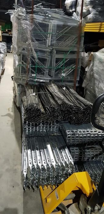 Cofraje tip doka LANA, Placa galbena, Accesorii, Montanti, Distantieri