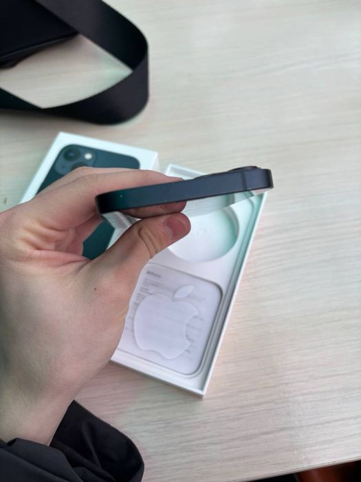 iphone 13 на гарантий