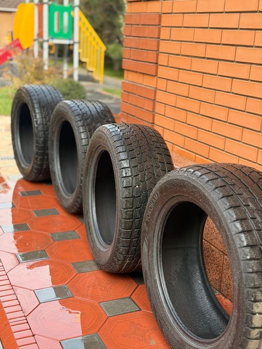 Продам шины бу R20