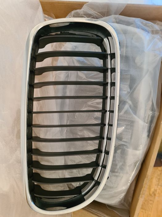 Grile față BMW e90