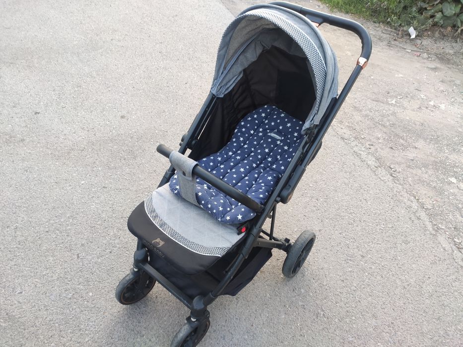 Детская коляска.