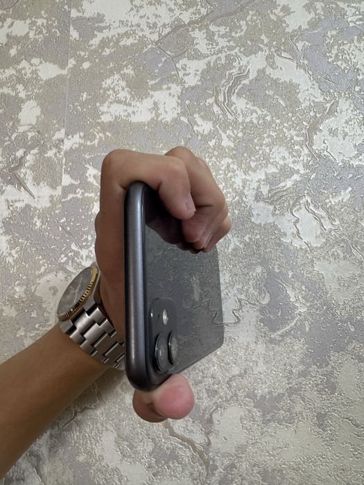 iPhone 11 ochilmagan