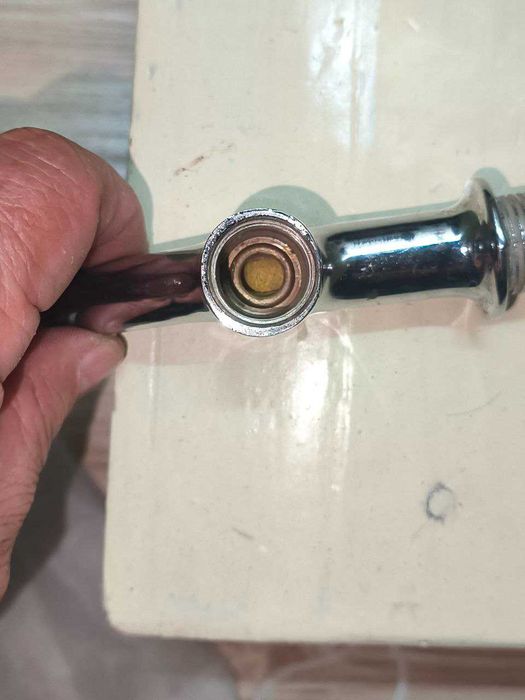 Сантехнический краник